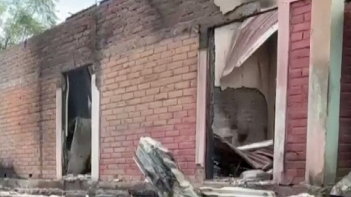 Arson and Gunfire Reignite Tensions in India's Troubled Manipur State