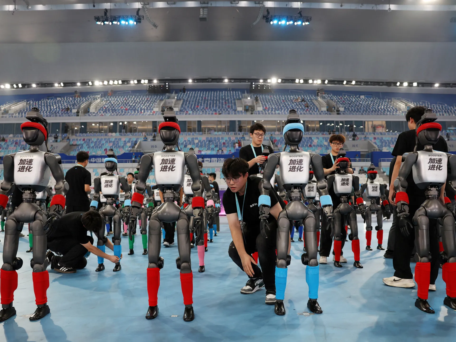 Chinese Humanoid Robot Shatters Usain Bolt's Legendary 100m World Record