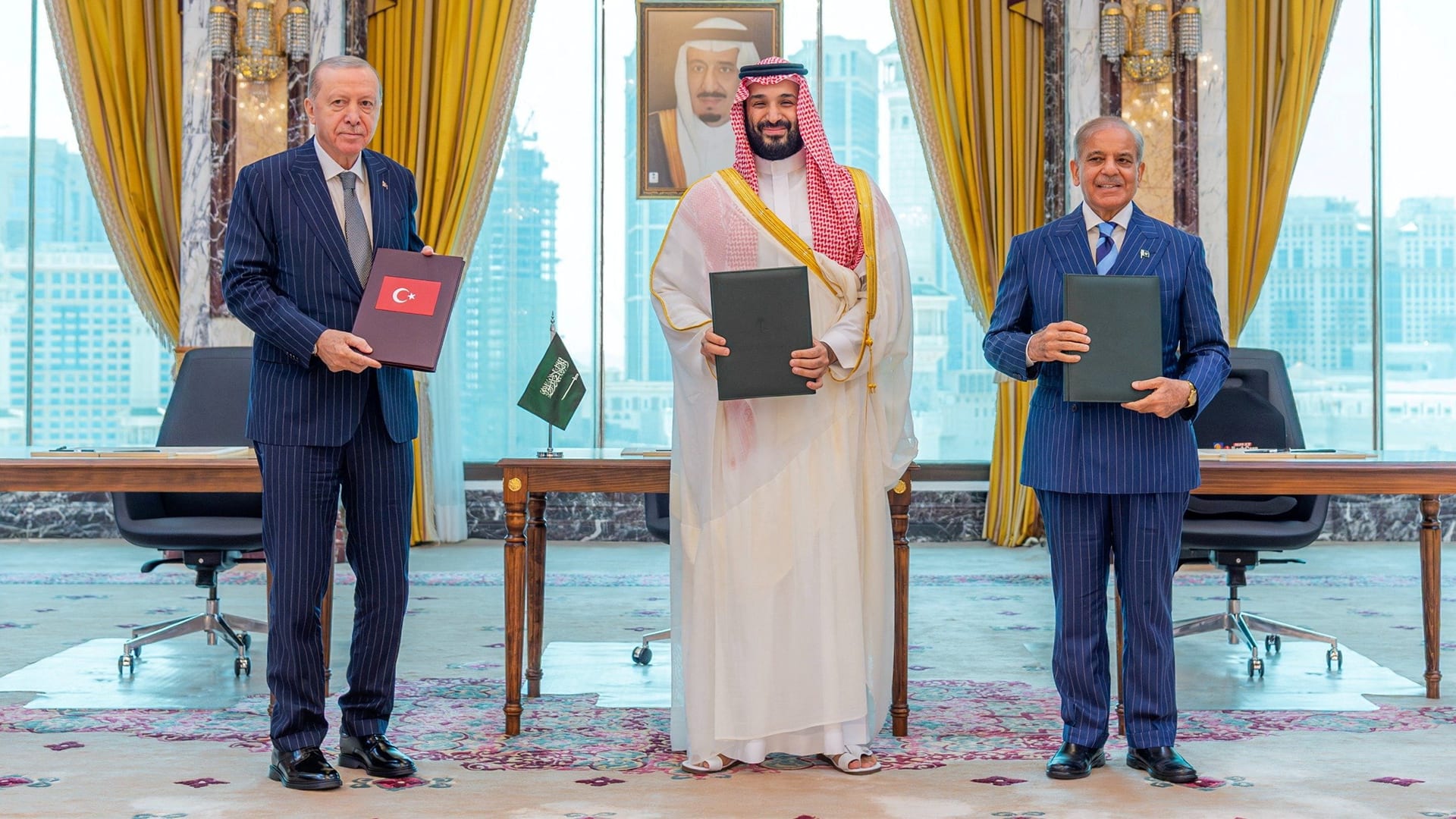 Trilateral Defense Accord Forged by Saudi Arabia, Turkey, and Pakistan