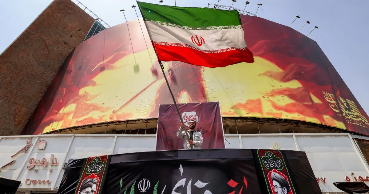 Trump Administration Shifts to Economic Pressure Against Iran Amidst Ongoing Conflict