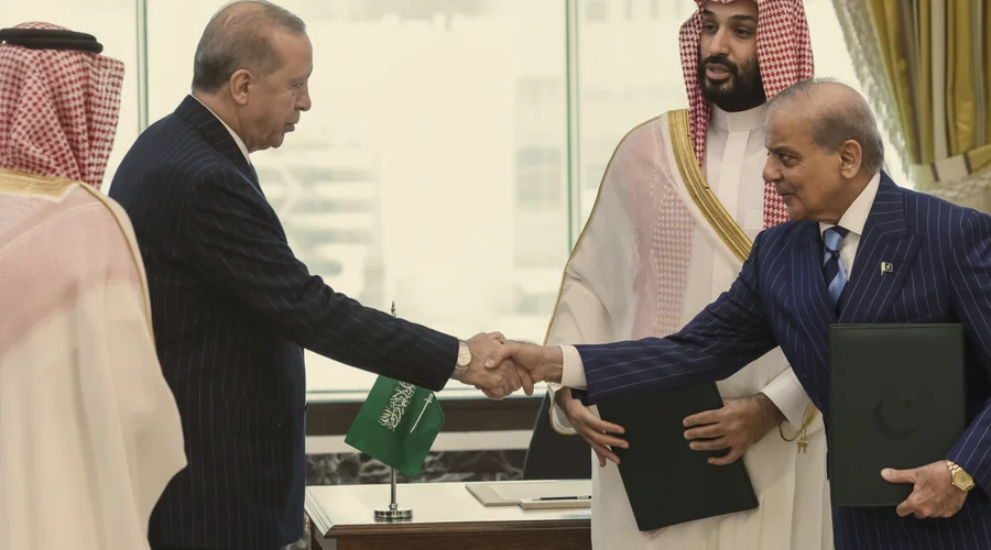 Turkiye Details Defense Collaboration Framework with Pakistan and Saudi Arabia
