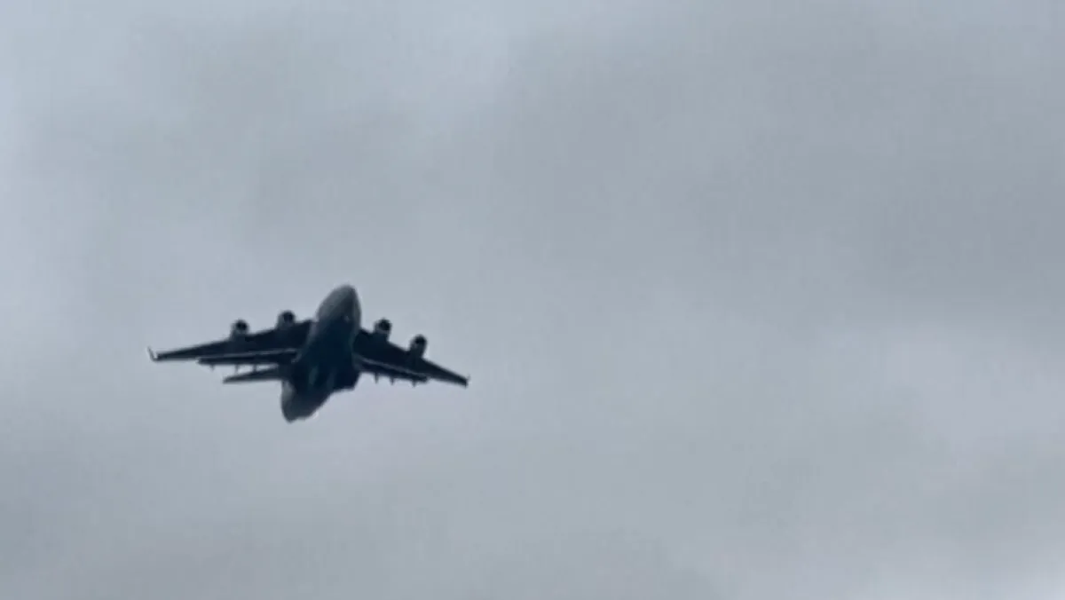 Unusual Landing: US Military Aircraft Appears in Moscow