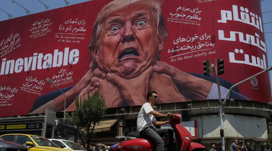 US-Iran Tensions Escalate: Strait of Hormuz Deadlock Persists Amidst Diplomatic Efforts