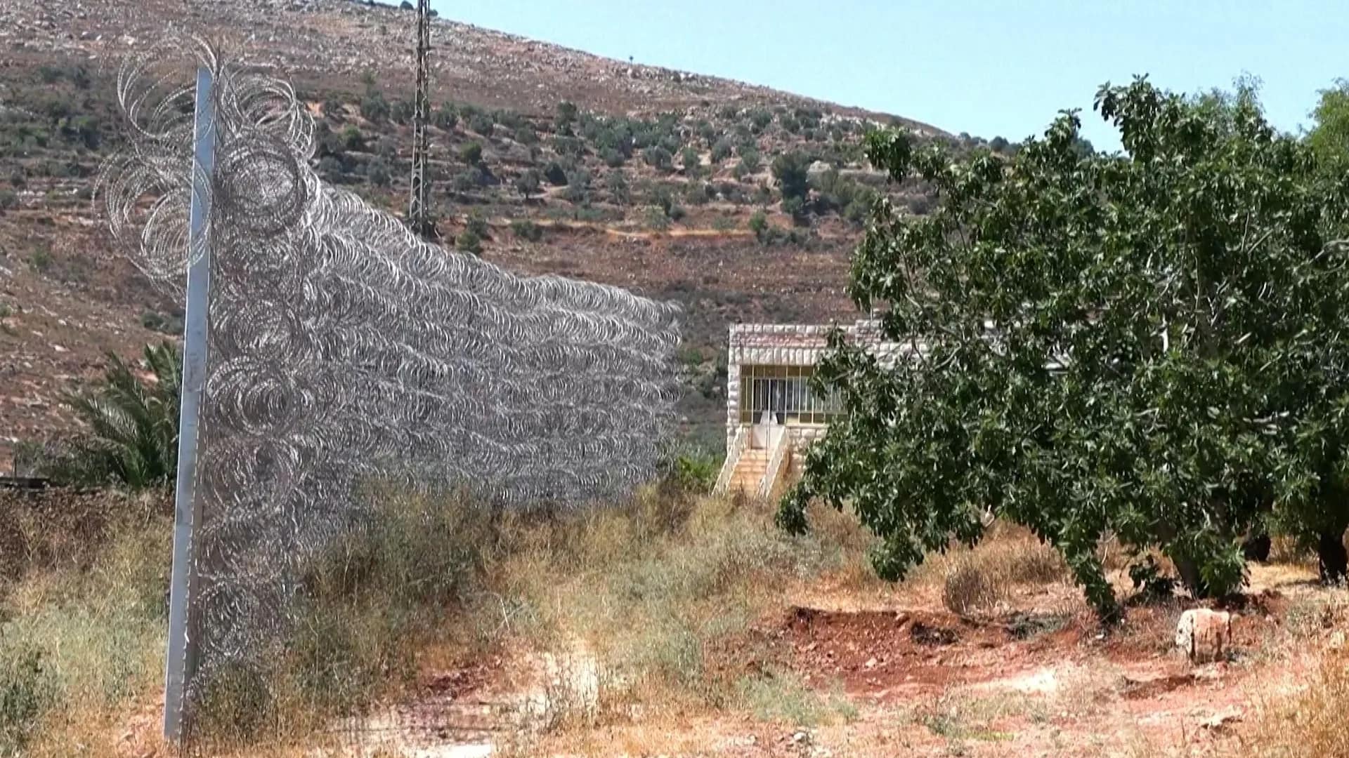 Violence Erupts as Israeli Settlers Target Sinjil in West Bank