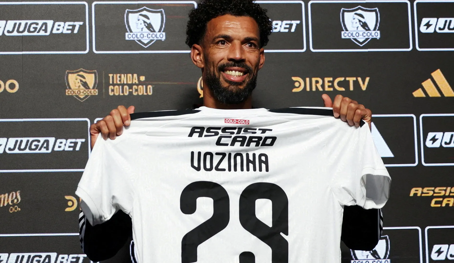 Vozinha Joins Colo-Colo Following World Cup Performance