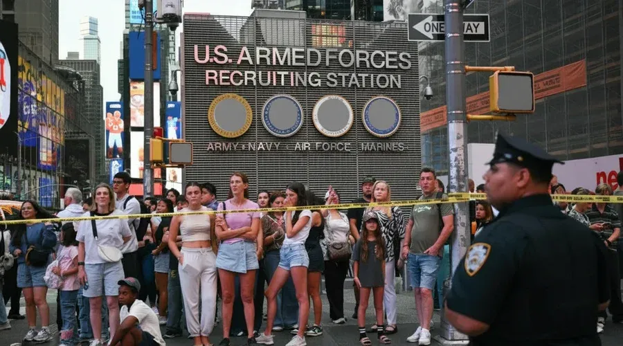 Bank of America Vice President Erin Piacenti Identified as Victim in Times Square Stabbing